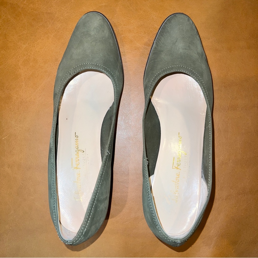Salvatore Ferragamo Leggera Meteorite 4 cm Nabuck Calf Leather Wedge Pump Size 9